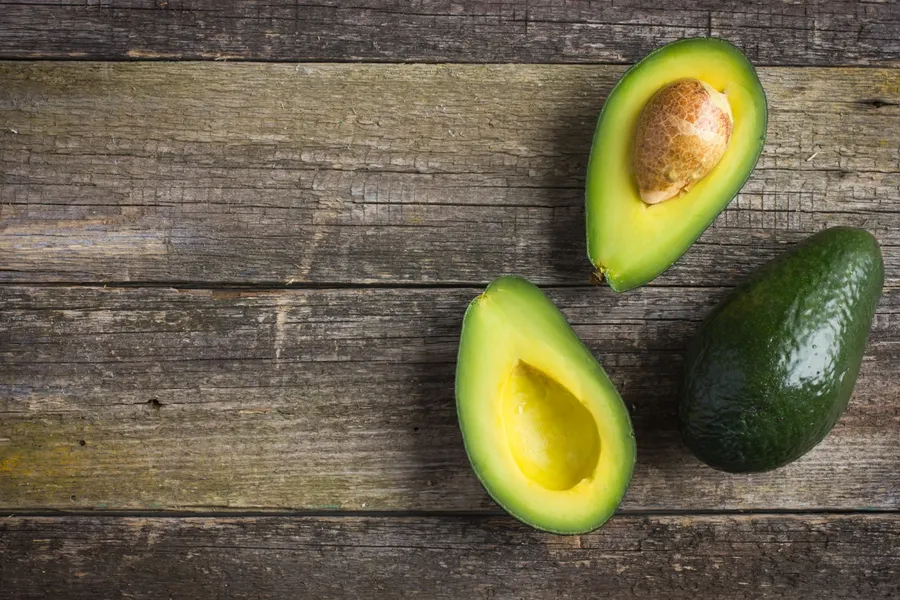 Un avocado pe zi