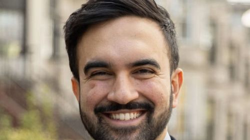 Zohran Mamdani, noul star al stângii americane, favorit la fotoliul de primar al New York-ului, și-a construit campania electorală pe tema accesului la alimente