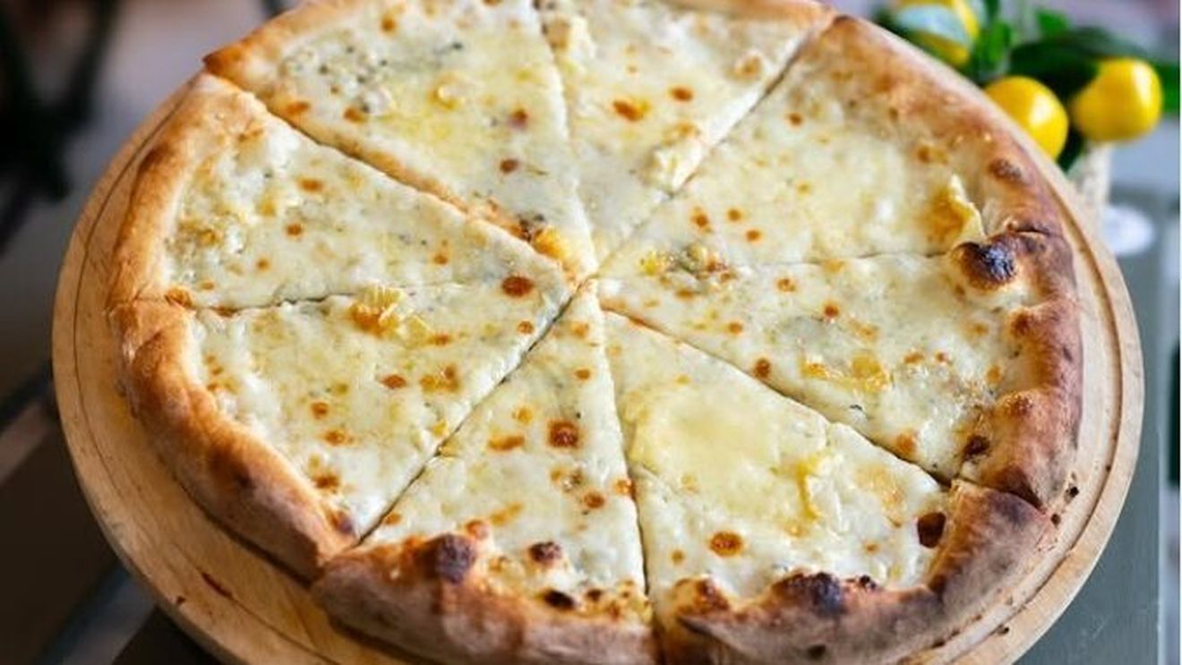 FOTO | Unde ieșim la pizza în București? 6 pizzerii care îți servesc Italia la farfurie / Un Poco, Fomizza și Centrale, pe listă