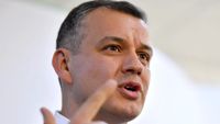Ce prevede programul de guvernare al lui Eugen Tomac/ De la continuarea Programului INVESTALIM și până la extinderea suprafeței irigabile de la aproximativ 1,6 milioane de ha, la circa 2 milioane de hectare, până în 2028
