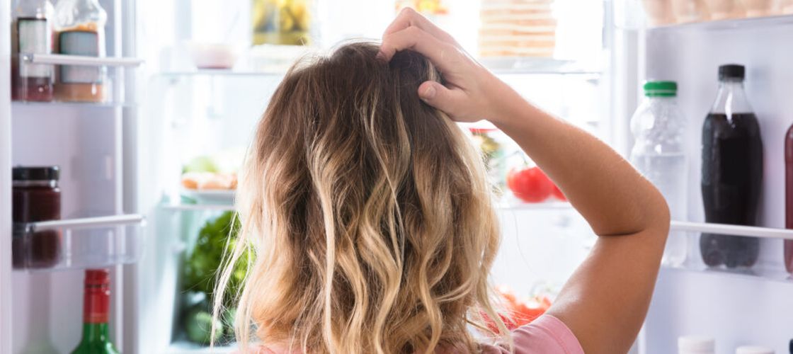 Le consumi zilnic, dar pot ascunde bacterii periculoase: Top 10 alimente cu risc