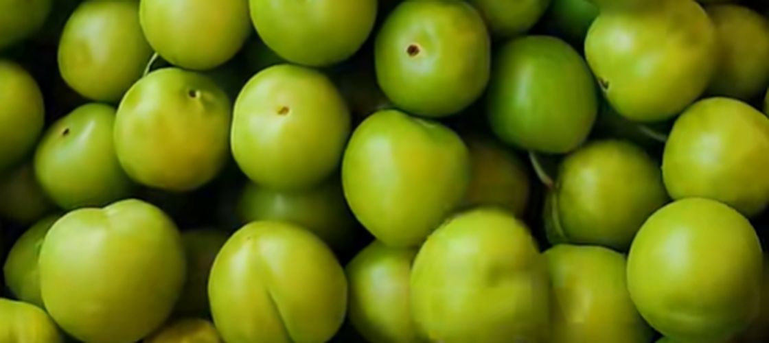 VIDEO | Corcodușele au ajuns la 200-250 lei/kg în piețele din România / Anul trecut se vindeau cu 20 de lei / Cererea, mai mare pe fondul unui trend viral pe TikTok