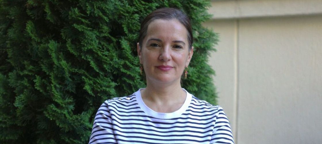 Sticla de apă pentru școală: ce alegem și cât de des trebuie spălată? / Sfaturi simple pentru igienă și hidratare, de la nutriționistul Tania Fântână