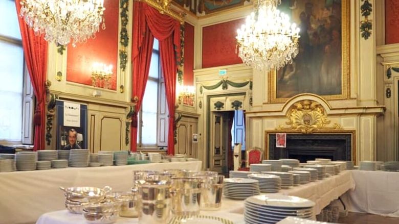 „La Vaisselle des Chefs”. O serie de evenimente exclusive prin care vesela rafinată a unor mari restaurante din Franța este pusă în vânzare pentru publicul larg