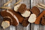 Pâinea considerată sănătoasă care te poate păcăli / Nutriționiștii spun care sunt cele mai sănătoase și ce tip ar trebui evitat