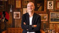 VIDEO | Radu Savopol, 5 to go: România poate atrage mai mulți turiști prin gastronomie. Cafeaua poate fi o ancoră pentru cei tineri / Încă e loc pentru noi concepte / E nevoie de un Minister al Turismului