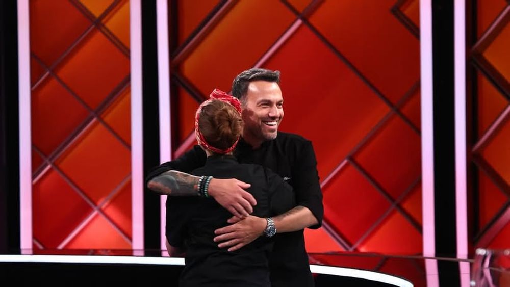 O cunoscută concurentă de la emisiunea culinară „Chefi la cuțite” a murit, într-un accident rutier / Tal Berkovich a primit cuțitul de aur de la chef Ștefan Popescu