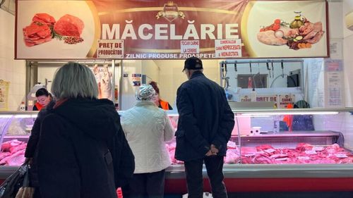 Cu cât se vinde carnea de miel în Piața Obor din Capitală / Care e diferența de preț față de anul trecut