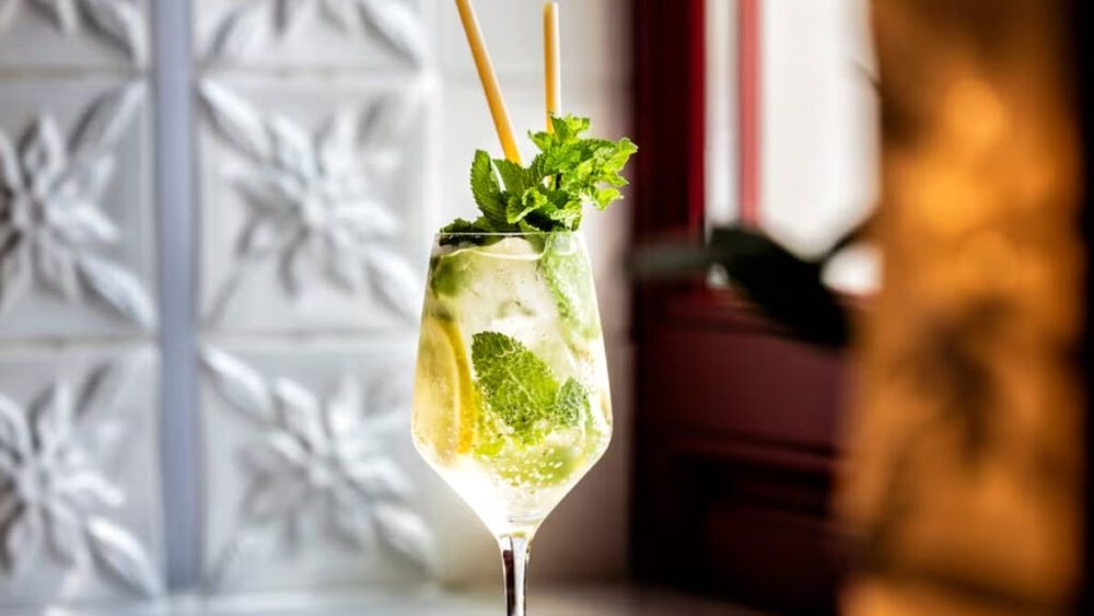 Cocktailul făcut cu vin de Jerez - la modă în această vară în Spania și Europa