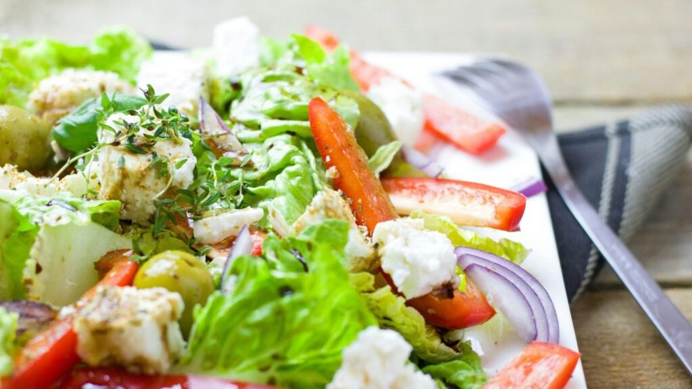 Expert în longevitate: Dacă vrei să trăiești mai mult, găteste acasă/ Nici mesele frecvente la restaurant nu sunt recomandate