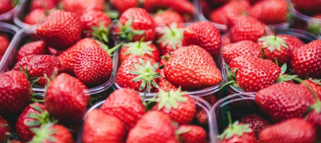 Analiză/Piața globală a căpșunelor în 2026/ Fructele spaniole se vând cu 2,50–2,80 euro/kg, iar cele italiene ajung la 3,00–6,00 euro/kg/ Germania, UK și Franța, dependente de importuri!