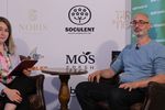 VIDEO | Chef Sosin: „Românii nu mai caută doar un sos picant, ci unul fără zahăr adăugat și fără aditivi” / „Este o tendință globală care a ajuns și la noi. S-a întâmplat cu cafeaua de specialitate, cu berea craft, cu ciocolata și acum vedem același lucru și în cazul sosurilor”