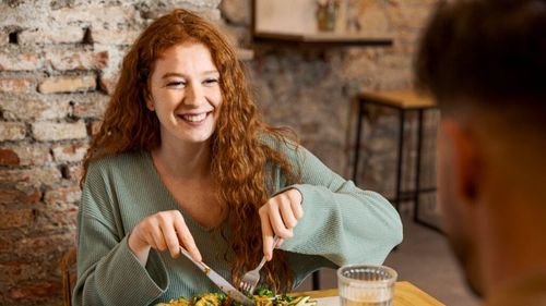 Sănătos în post / Medic: Atenție la e-uri. „Produsele ambalate, de exemplu pateuri de post sau cremvurşti de post, nu sunt recomandate” / Ce să mănânci pentru un post sănătos