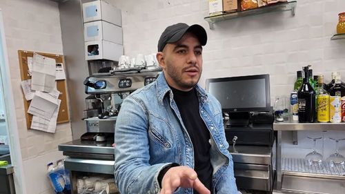 Cum arată o zi de muncă a unui patron de bar. „Marea mea problemă în acest moment este că am doar două mâini. Viață de familie nu mai există"