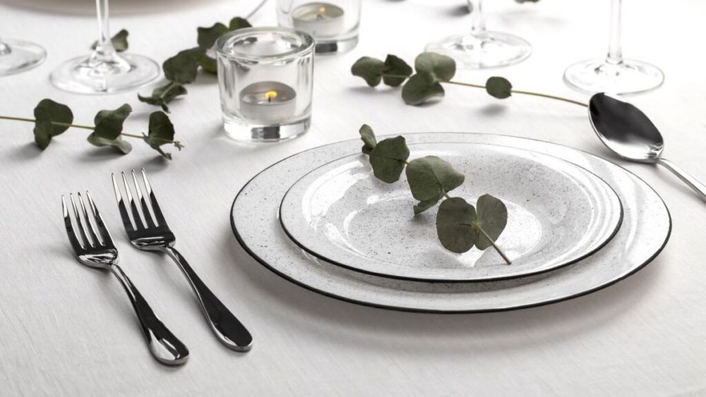 Cu cât tacâmurile sunt mai grele, cu atât mâncarea pare mai gustoasă, scoate în evidență cercetarea unui specialist în gastrofizică de la Oxford University