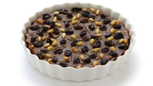 Tartă din făină de castane, rețetă tradițională italiană. Dulce în mod natural, fără zahăr adăugat, fără gluten, fără lactoză, complet vegetală. Perfectă la cafeaua de dimineață