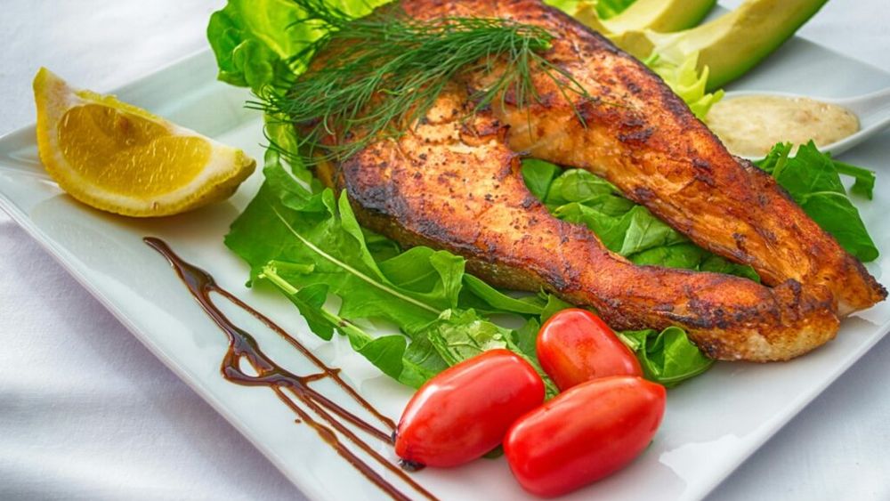 Consumul de peşte, corelat cu o personalitate mai sociabilă la copii/ Aproape jumătate din cantitatea de pește consumată de cei mici este reprezentată de produse semi-preparate