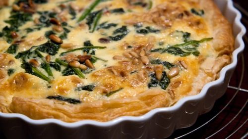 Idee de mic dejun: Quiche cu spanac pentru o zi relaxată de duminică între Crăciun și Anul Nou / Simplu de preparat, dar cu un gust sofisticat care aduce familia în jurul mesei