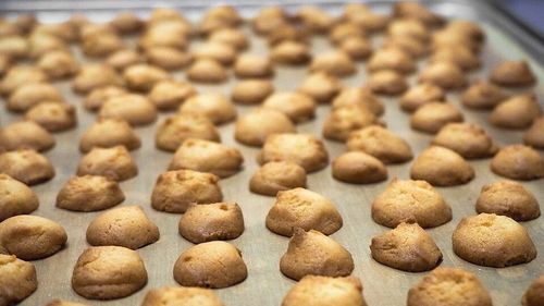 Maruxas de nata, cei mai simpli biscuiți, originari din La Coruña (Spania)/ Se fac din doar patru ingrediente, totul este bio și niciunul nu seamănă cu altul/ Sunt artizanali, naturali, iar smântâna provine de la vaci crescute în libertate