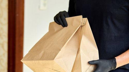 Ce se întâmplă în organism când consumi prea des mâncare comandată. Un nou studiu arată legătura cu inflamația alimentară și riscul cardiometabolic