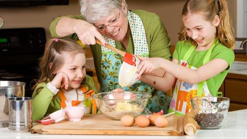 Studiu: Limitarea consumului de zahăr în primii doi ani de viaţă are beneficii durabile pentru inimă până la vârsta adultă