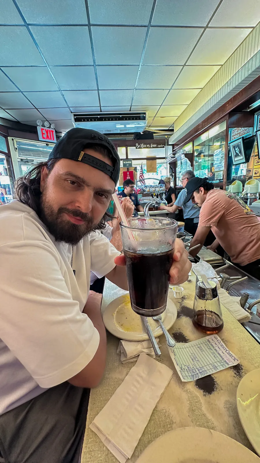 new-york, new-york-vintage, diner-american, katzs-delicatessen, grand-central-terminal, lexington-candy-shop, empire-diner, stamps-on-the-passport, america-de-altadata, gastronomie-americana, restaurante-istorice, pastrama-new-york, coca-cola-artizanala, brunch-new-york, city-break-new-york, experiente-culinare, calatorii-gastronomice, sua, manhattan