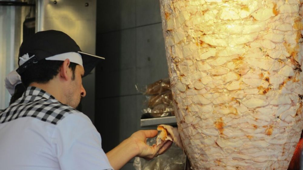 Rețetele Juanitei. Shaorma dietetică sau ”cu de toate”? Oricum ar fi, e preparată în casă