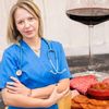 Sucurile îndulcite, alimentele ultraprocesate si alcoolul, cei mai mari dușmani ai siluetei. Dr Laura Panait : Pot influența rezultatele analizelor și evoluția anumitor boli