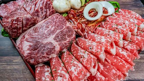 Câtă carne roșie putem consuma fără riscuri pentru sănătate? Explicațiile și recomandările unei nutriționiste din Italia