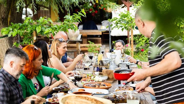 FOTO | Mese de trei ore, produse din gospodărie și rețete locale: modelul pe care Banatul îl propune pentru titlul de Regiune Gastronomică Europeană