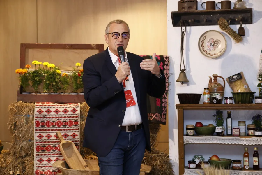 Călin Costinaș, Director General adjunct Profi