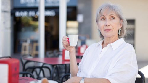 Secretul francezilor la micul dejun care poate proteja creierul după 70 de ani / Obiceiul banal care face diferența