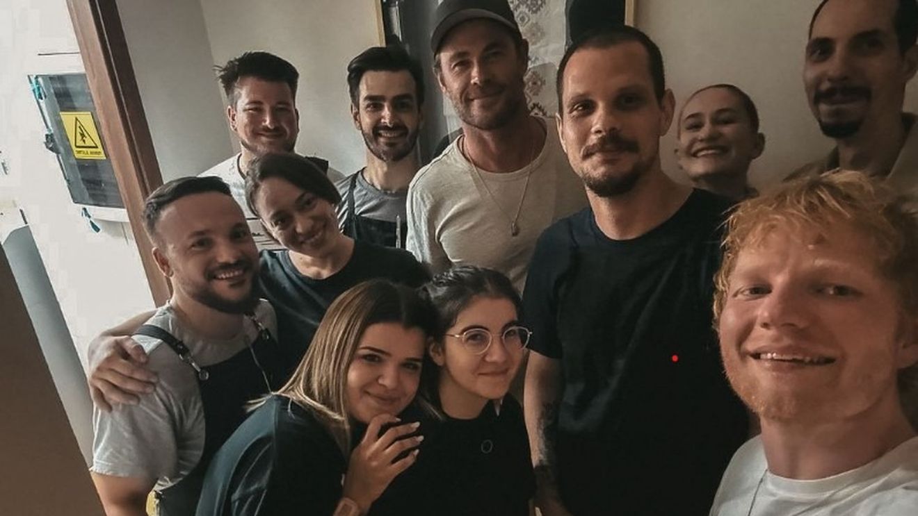 Ed Sheeran și Chris Hemsworth au luat masa la restaurantul Noua B.A.R. Preparatul pentru care cele două vedete au cerut „refill”