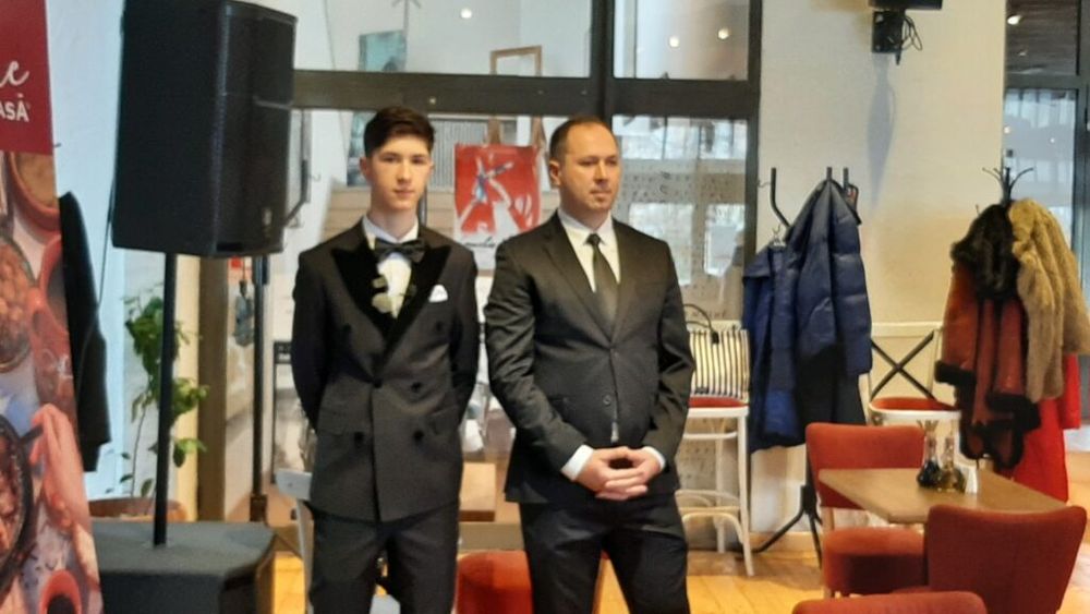 Ulei de măsline care se degustă  în acorduri de muzică clasică. Noul concept al brandului românesc D’Olive, care produce în Creta