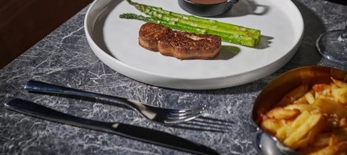 Producătorii de foie gras din Franța îi cer lui Emmanuel Macron să redeschidă piața japoneză