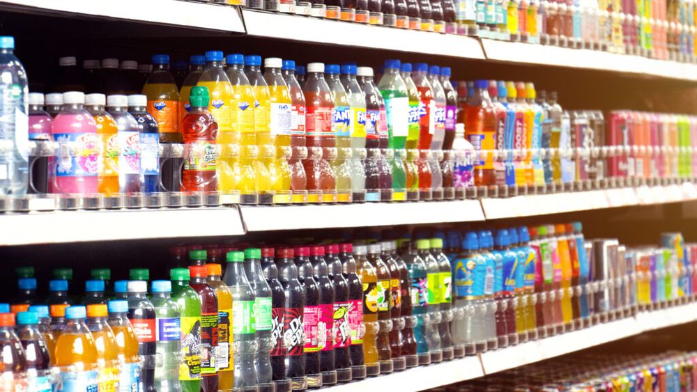 Germania pregătește o taxă pe băuturile cu zahăr din 2027. Cât ar putea plăti în plus consumatorii și ce produse sunt vizate