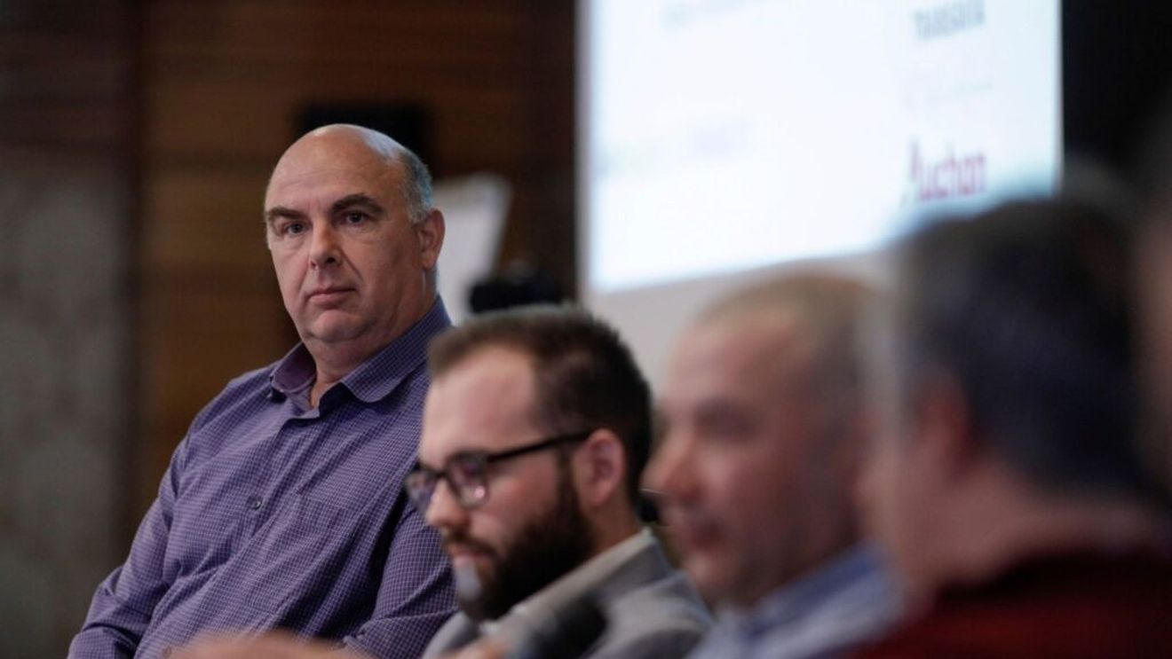 VIDEO Dan Ionescu, Cooperativa Frutis Voinești: Am construit un depozit pentru fructe, cu bani europeni, dar am datorii de peste un milion de euro, din cauza creșterii prețului materialelor de construcții / Contractele cu hipermarketurile m-au salvat