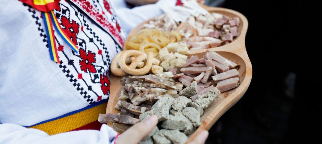 Târg gastronomic cu peste 70 de producători români, organizat de ANSVSA la Bucureşti / „Sigur şi Gustos” promovează produsele verificate riguros