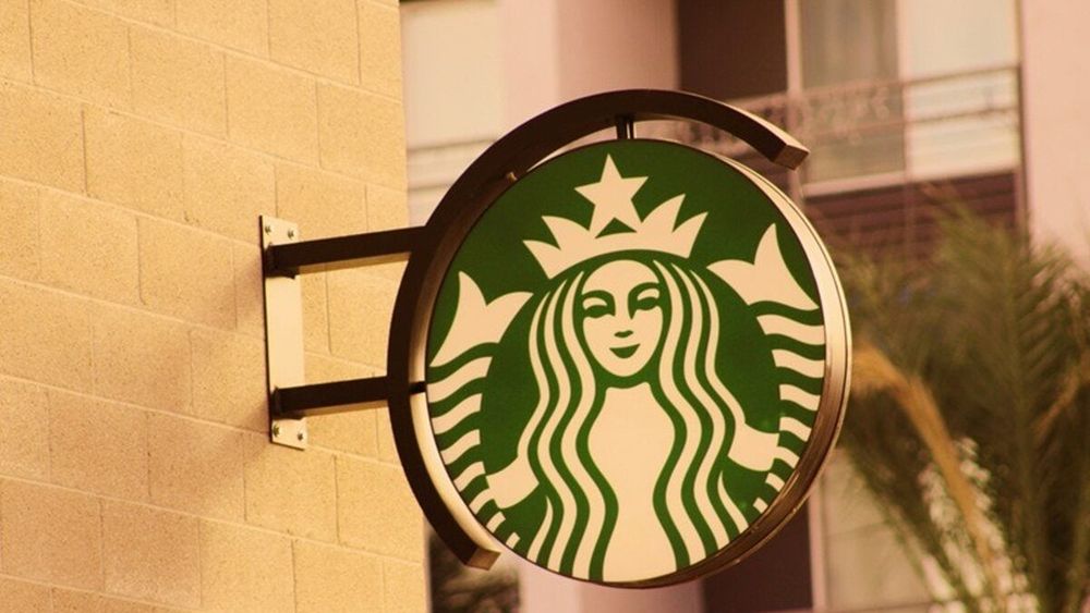 Lanţul de cafenele Starbucks a anunţat că vinde cea mai mare parte a operaţiunilor sale din China, a doua mare piaţă a companiei