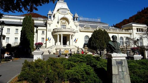 Ministerul Economiei organizează Târgul Întreprinderilor Mici şi Mijlocii - industria HoReCa, între 19 și 21 noiembrie / Evenimentul va avea loc în incinta Casino Sinaia şi va reuni antreprenori din industria ospitalităţii