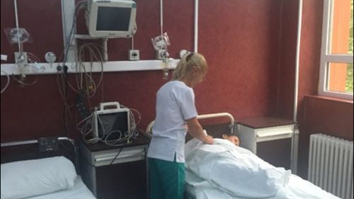 UPDATE | Managerul Spitalului de Pediatrie Ploieşti spune că apa ar putea fi contaminată cu bacteria Pseudomonas aeruginosa, iar consumul apei potabile a fost oprit în spital / Apa Nova: Analizele efectuate până acum nu au indicat prezența bacteriei în apa din sistemul public de alimentare cu apă