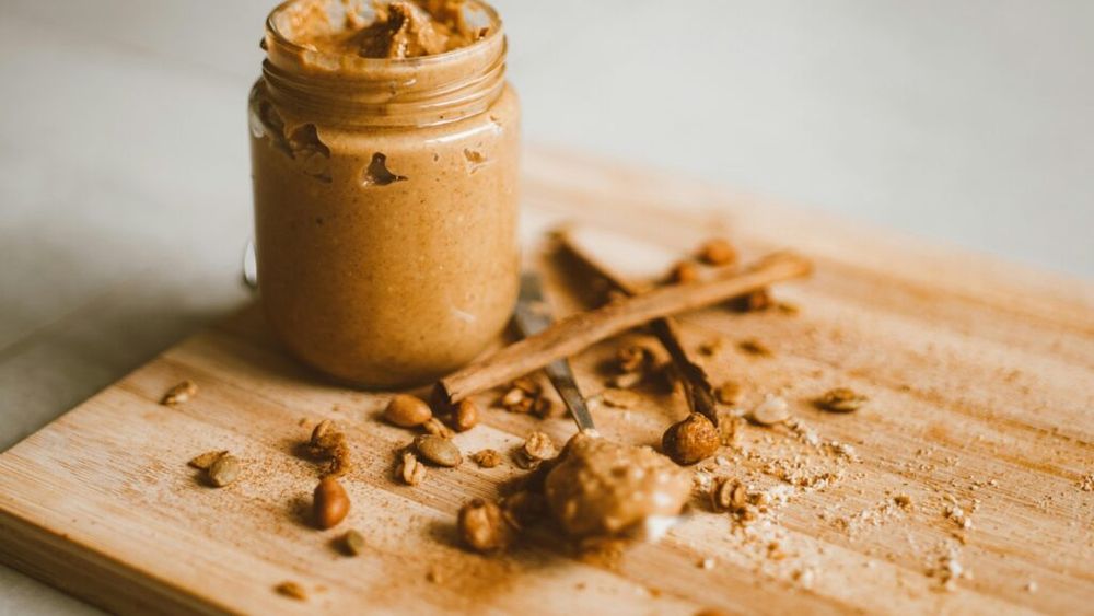 Untul de arahide va rezista mai mult, dacă este păstrat într-un anume fel/ Poate nu ți-ar fi trecut prin minte acest truc simplu