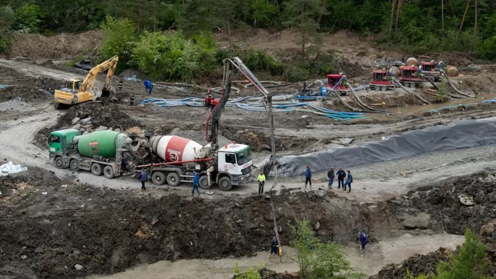 Mureş: Uzina de apă din Târnăveni a fost închisă / Salinitatea în Târnava Mică a ajuns la peste 3.000 mg/l