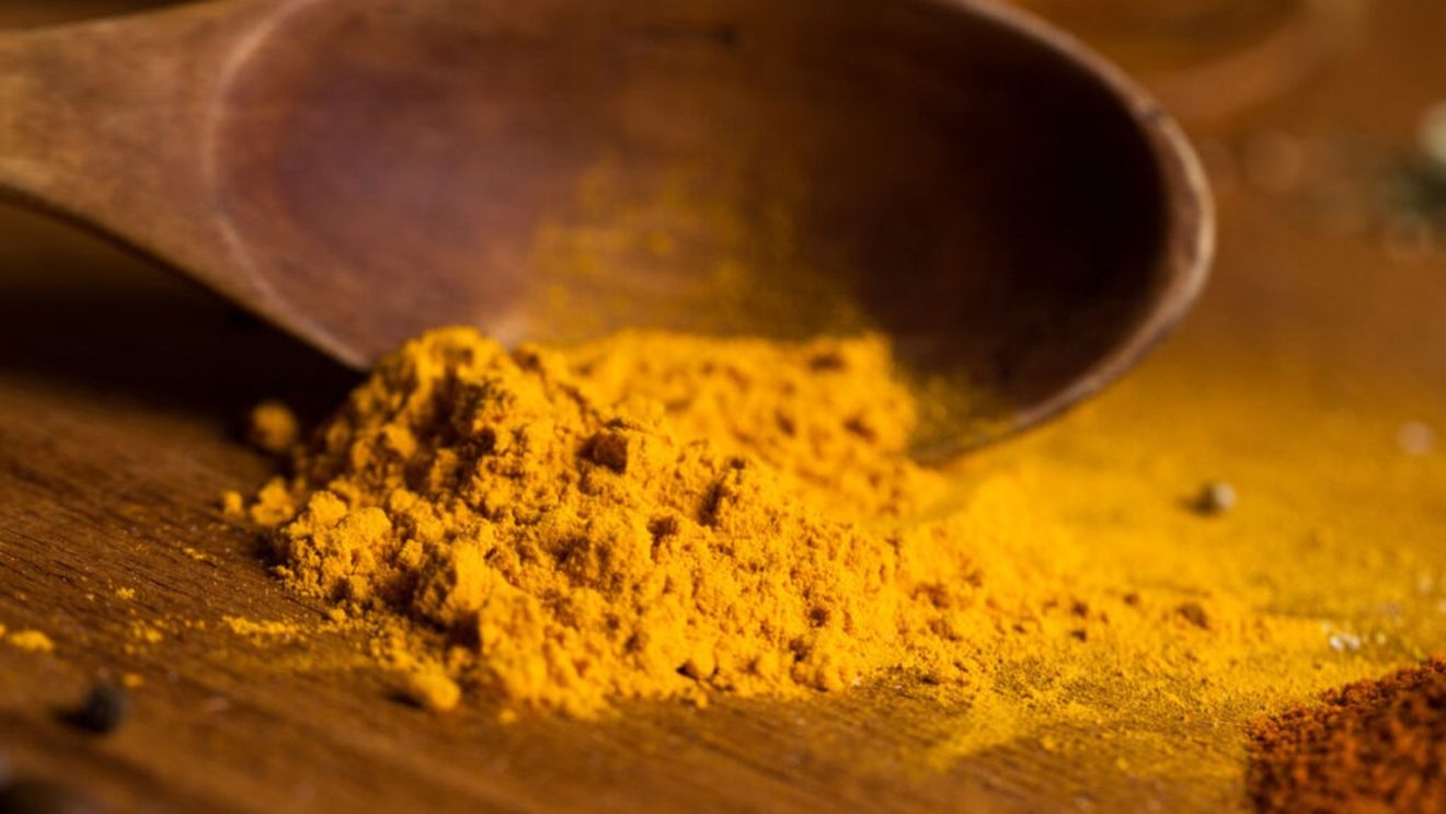Turmericul, unul dintre cele mai sănătoase condimente, poate fi otrăvitor/Nivelul de plumb din probele de turmeric analizate s-a dovedit a fi chiar de zeci de ori peste limita admisă/Și ciocolata are cantități mari de metale grele/Atenție la sursa de proveniență