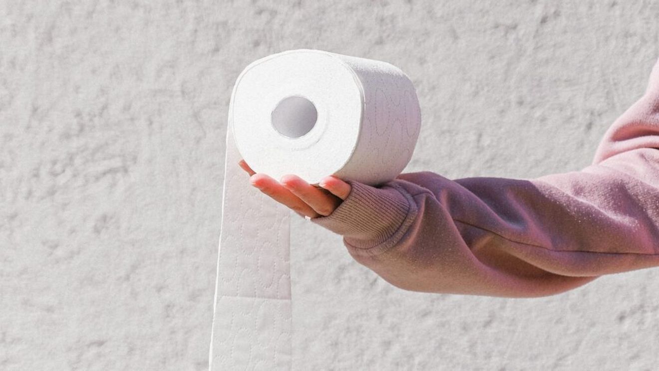 Un naturopat recomandă 3 lucruri pe care să le faci dimineața, dacă vrei să mergi, imediat, la toaletă: Mănâncă smochine, hidratează-te și pune ulei de măsline în cafea!