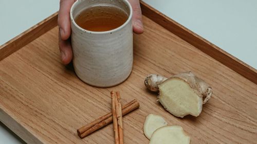 Condimentul nr. 1 împotriva constipației, potrivit dieteticienilor / Sporește eficiența enzimelor digestive și are proprietăți antiinflamatoare și antioxidante