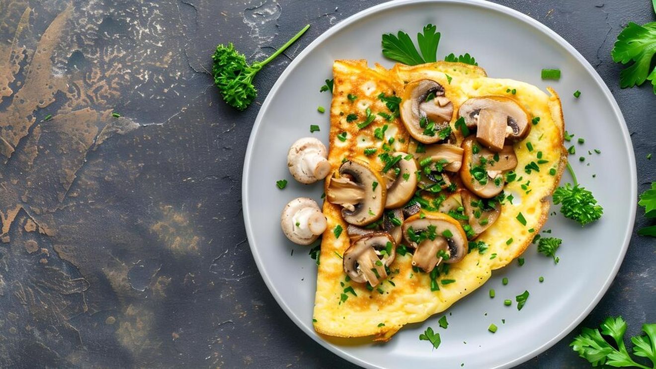 Omletă vegană din făină de năut, cu ciupeci și pătrunjel, la micul dejun. Completată cu legume și brânzeturi, devine prânz sau cină