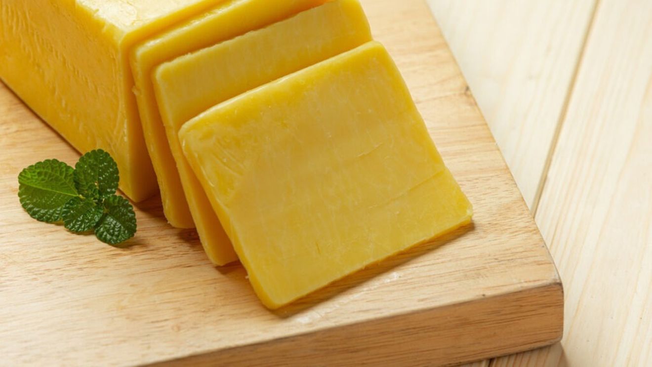 Cazul furtului celor 22 de tone de cheddar nu este unic! Motivele care au dus la creșterea criminalității în domeniul alimentar / „Infracțiunile legate de alimente implică condamnări mai mici decât traficul de droguri, dar pot aduce câștiguri similare”