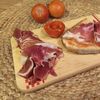 VIDEO FOTO | Gustare iberică, cu roșii proaspete și jamon (sau prosciutto). Micul dejun al spaniolilor, dar merge și la cină