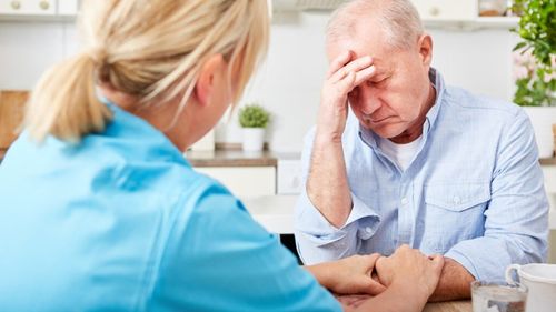 Cazurile de demență sunt în creștere la nivel mondial - evitați acești 12 factori de risc pentru a vă menține creierul sănătos / Alimentația corectă se numără printre factorii de protecție cheie